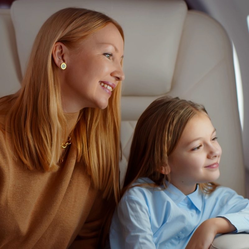 soulbird mother daughter private jet window scaled